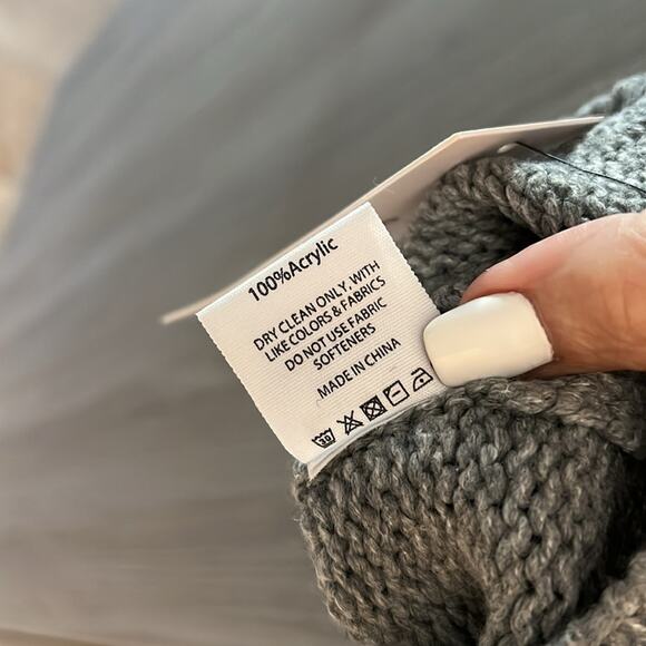 NWT $98 REVOLVE RUMORED Heather gray prince street top XL - Picture 7 of 10